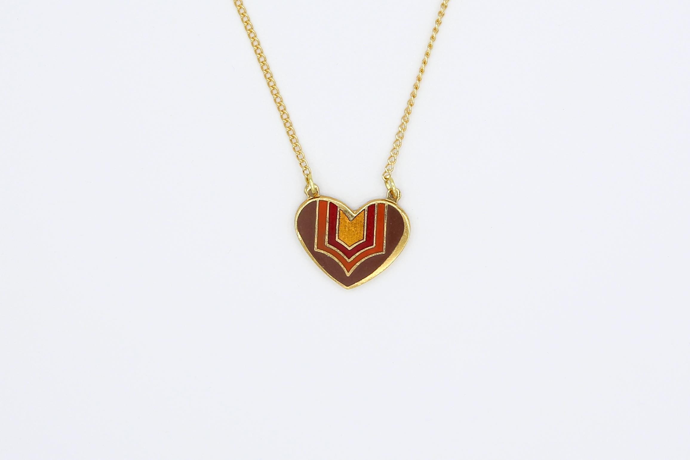 VINTAGE HEART DECO NECKLACE