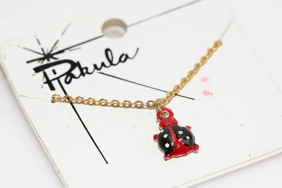 PAKULA LADYBUG NECKLACE