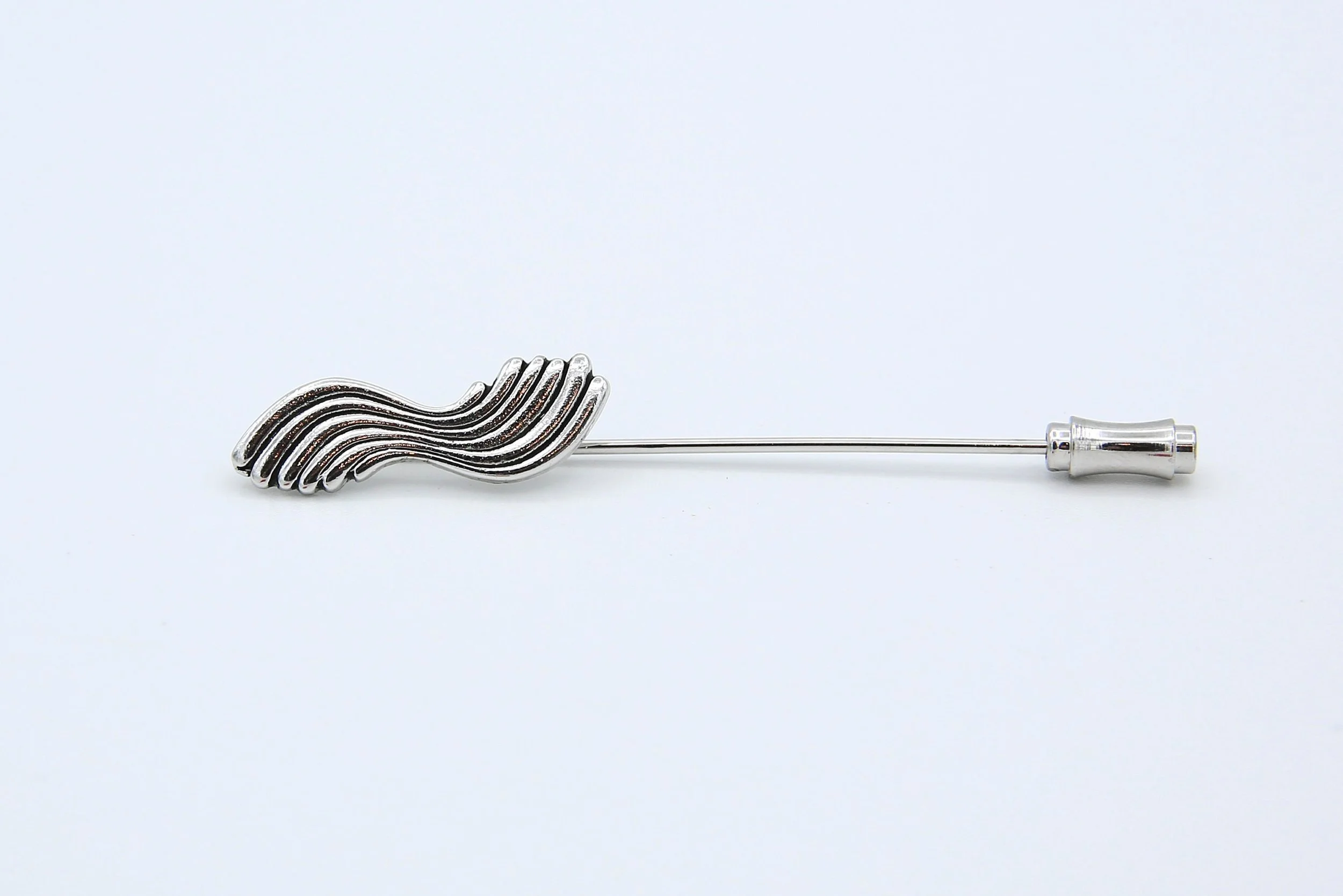 1980 SARAH COVENTRY FASHION TWIST STICK PIN