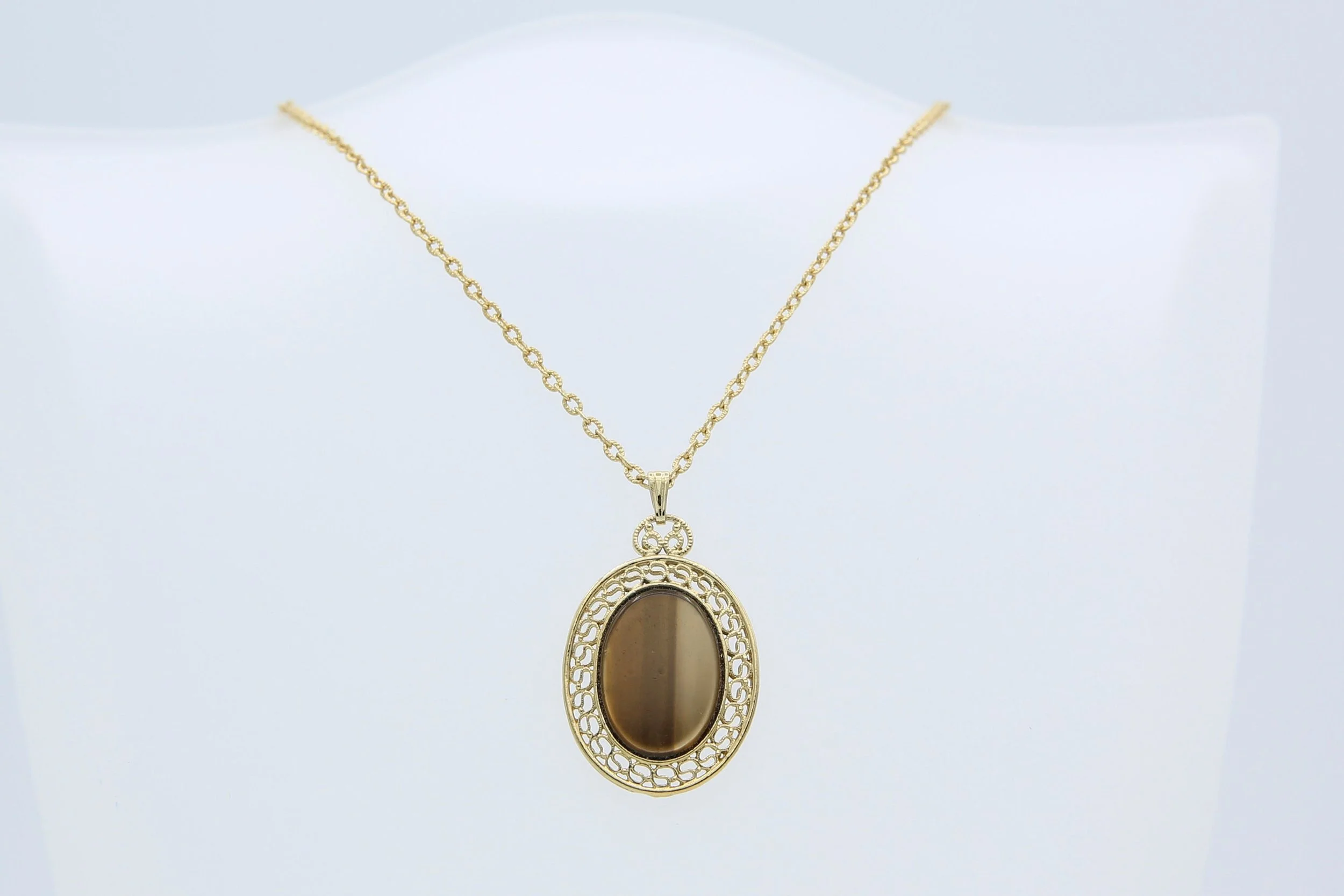 1978 SARAH COVENTRY EXCLUSIVE NECKLACE