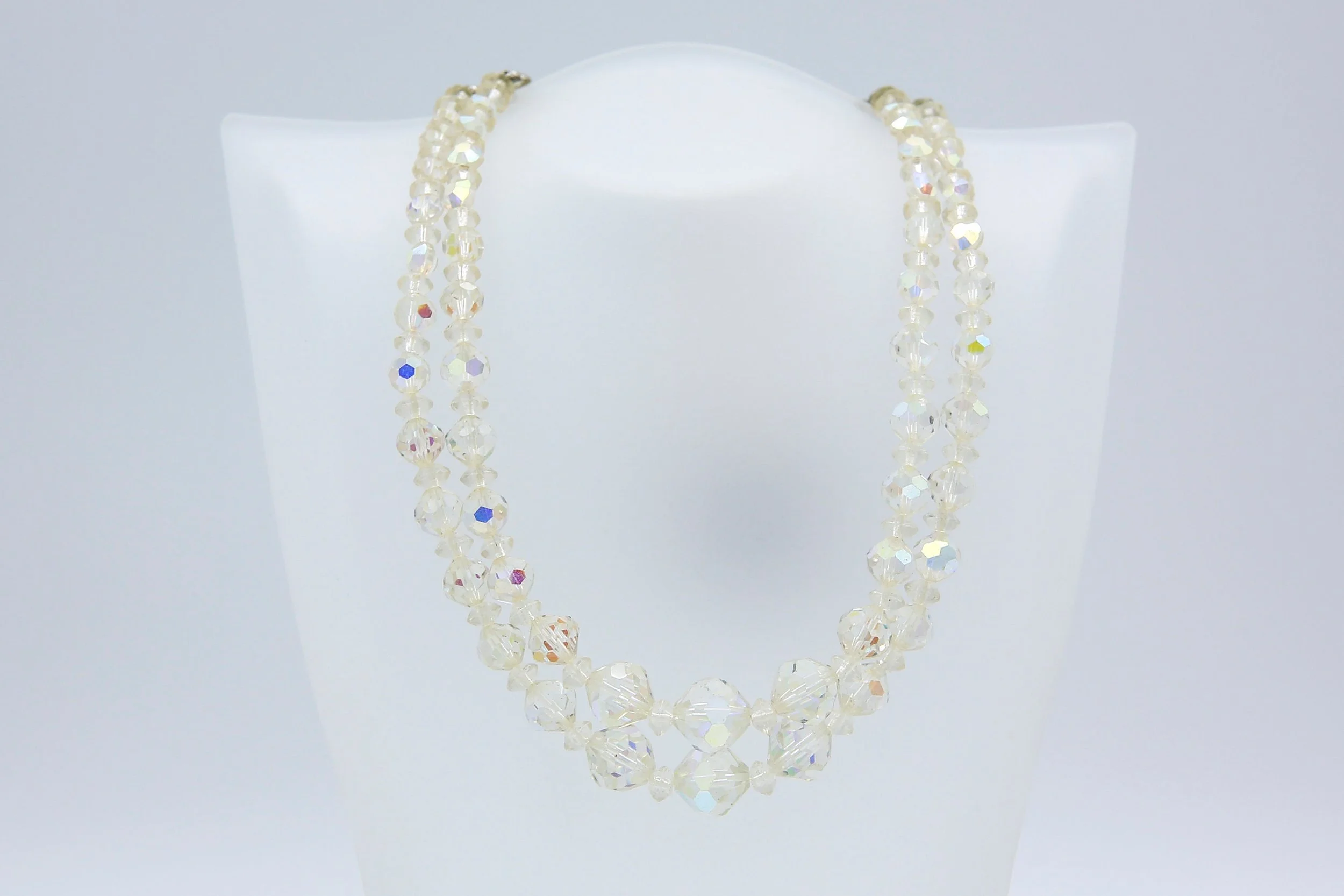 1961 SARAH COVENTRY SPARKLING CRYSTALS NECKLACE