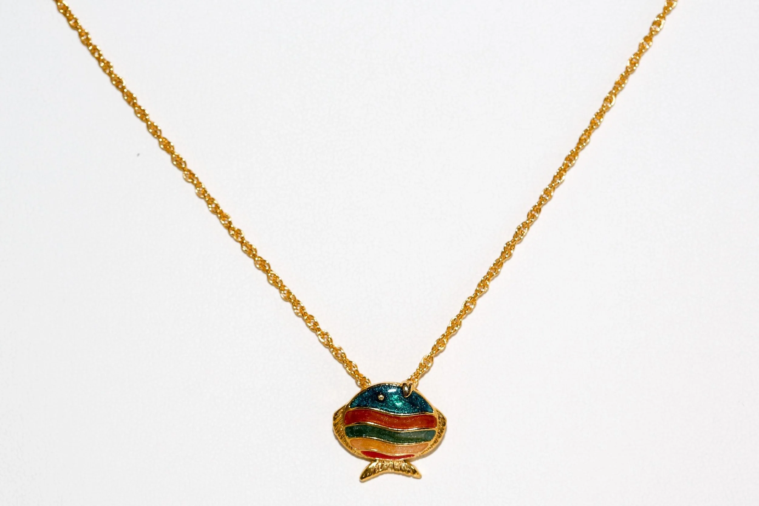 VINTAGE SOMETHING FISHY NECKLACE