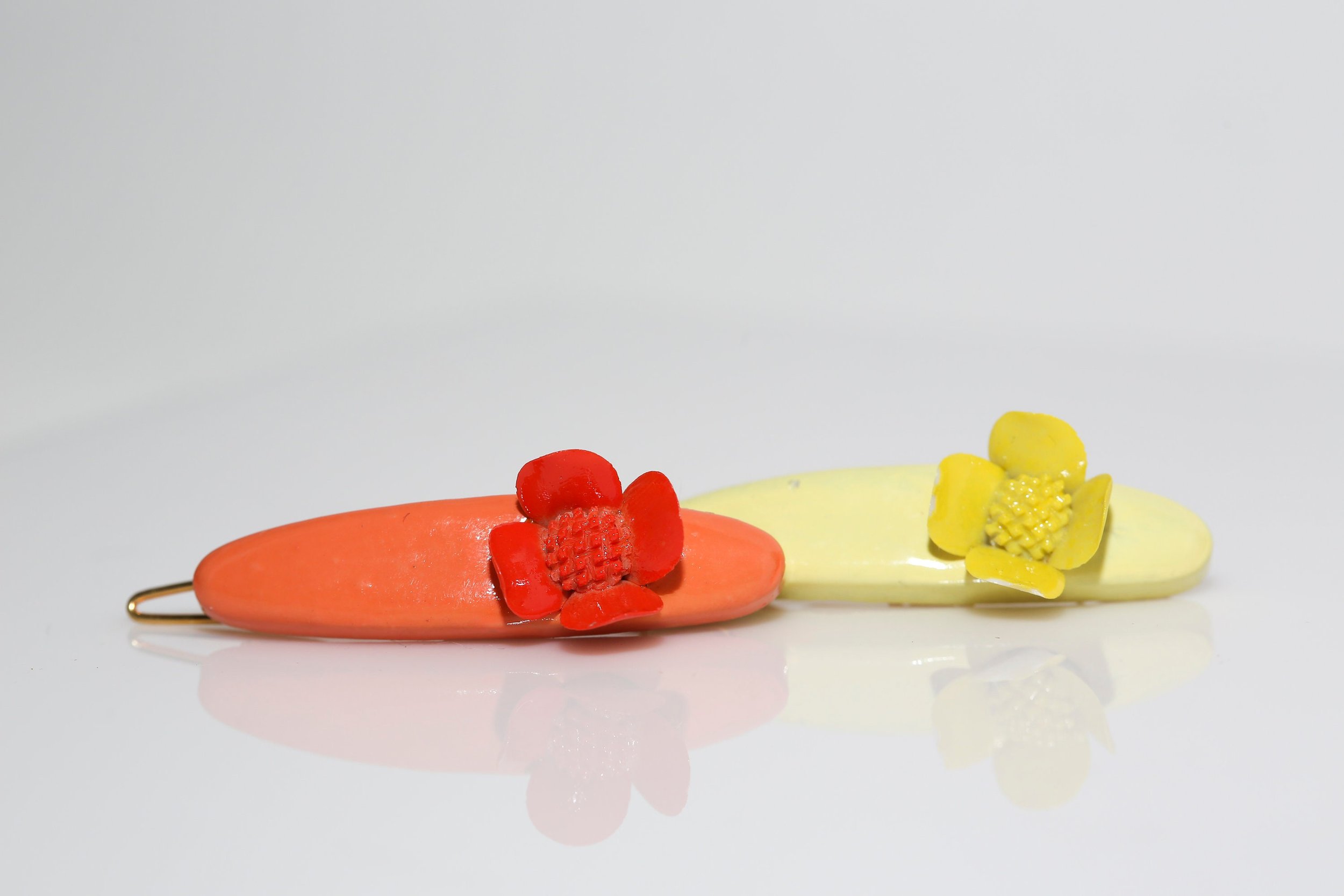 VINTAGE CERAMIC BARRETTES