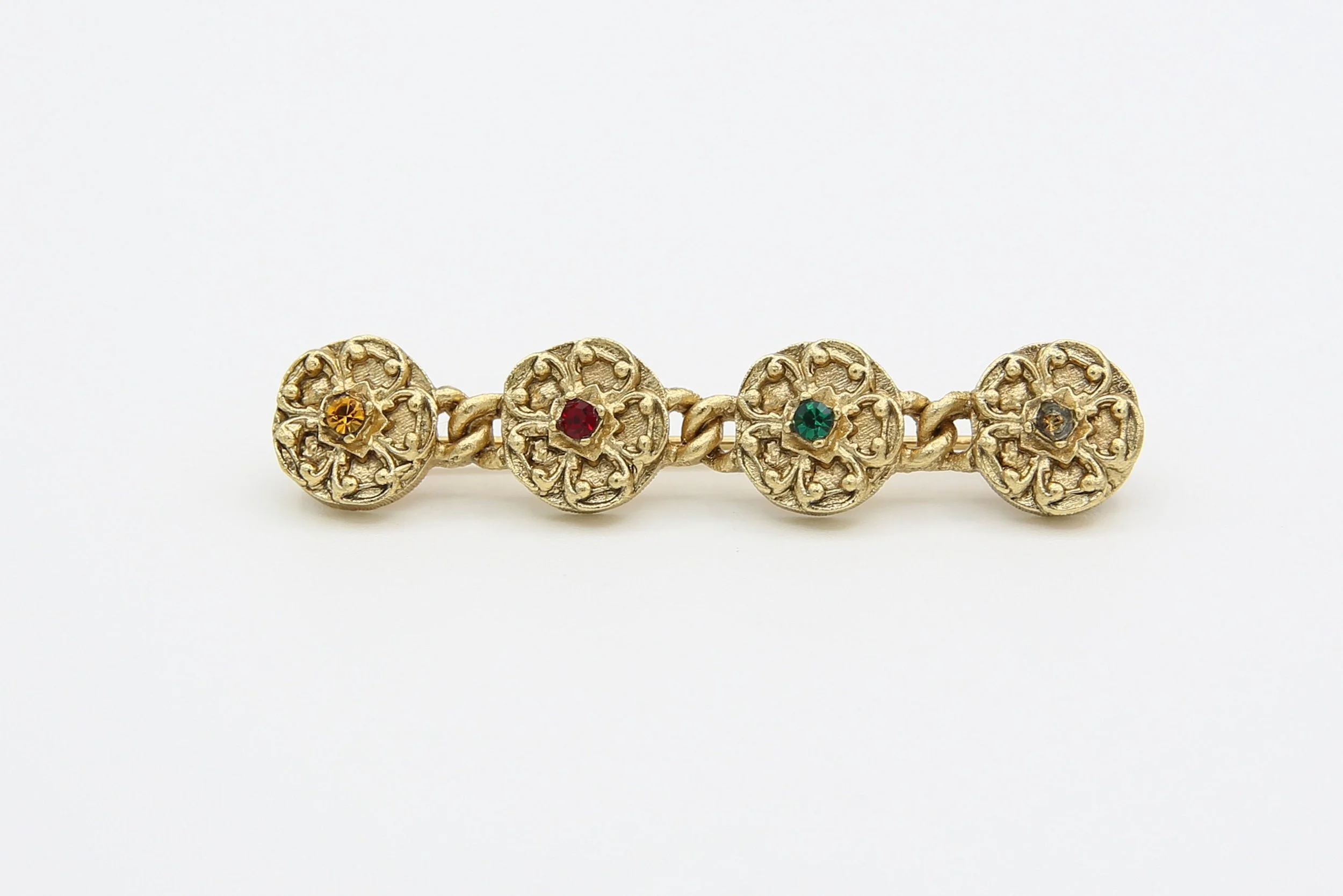 1969 SARAH COVENTRY TREASURE BROOCH
