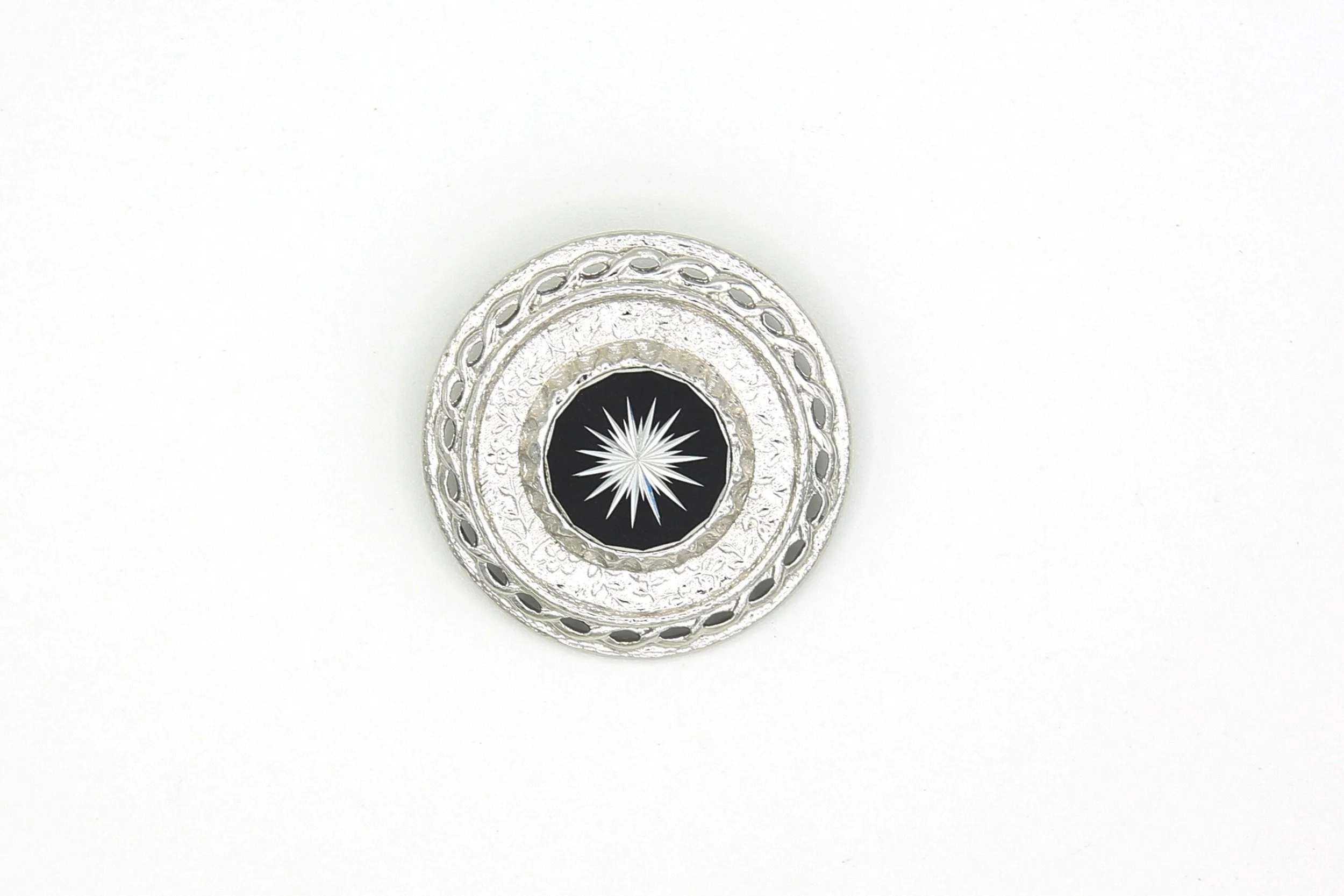 1972 SARAH COVENTRY EMPRESS BROOCH