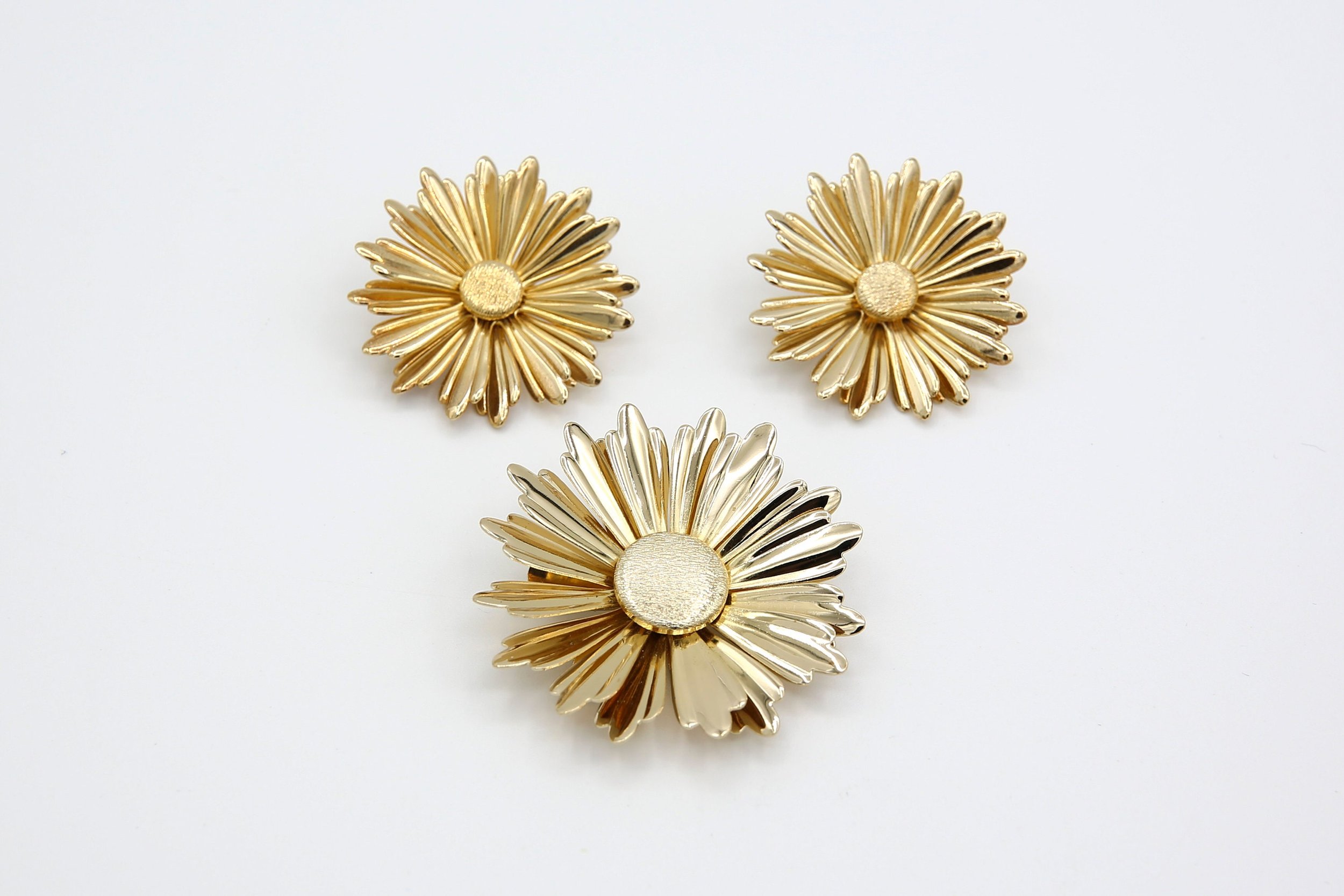 1969 SARAH COVENTRY SUN FLOWER SET