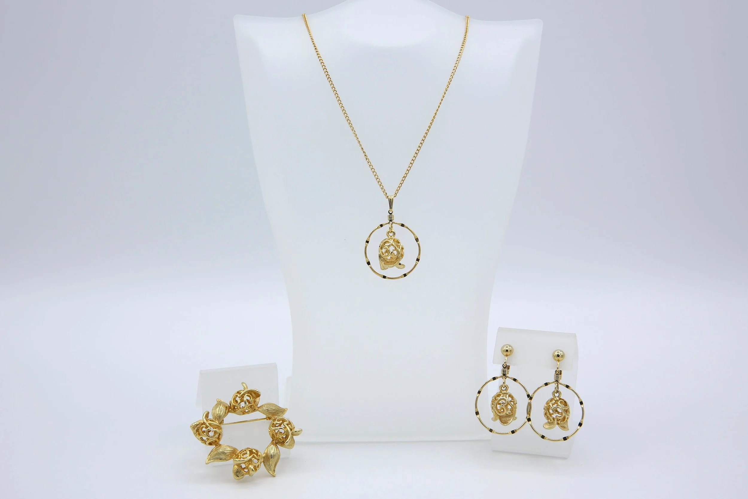1974 SARAH COVENTRY GOLDEN TULIP SET
