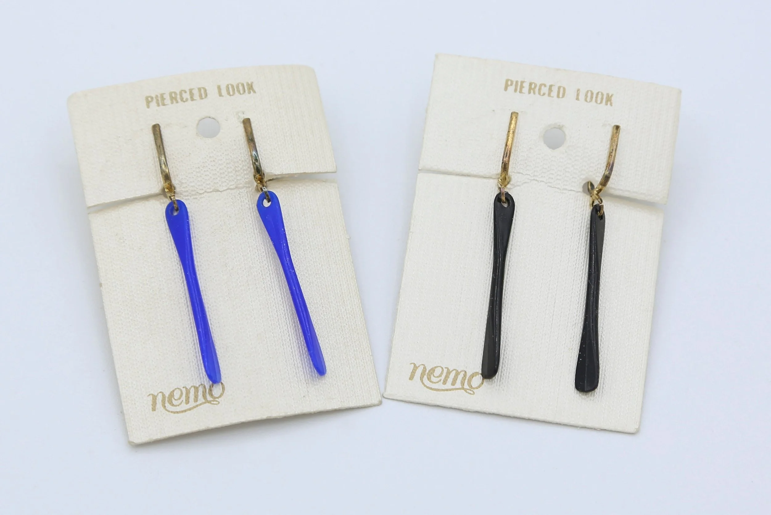 VINTAGE NEMO STICK EARRINGS