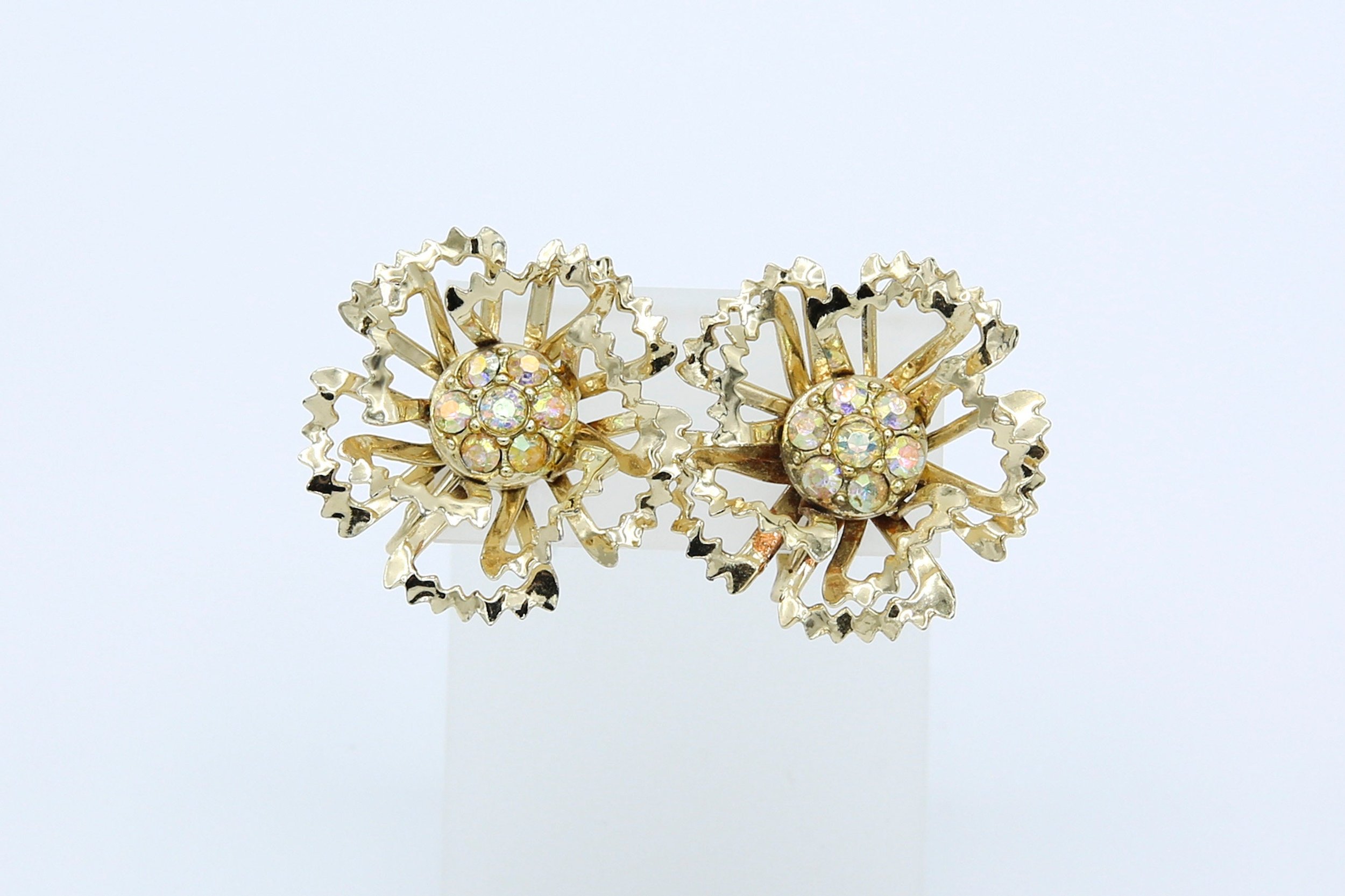 1968 SARAH COVENTRY ALLUSION EARRINGS