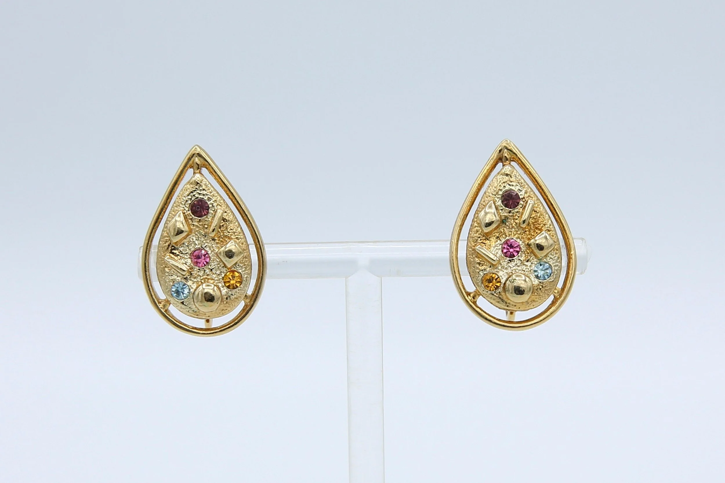1970 SARAH COVENTRY SARA-ZADE EARRINGS