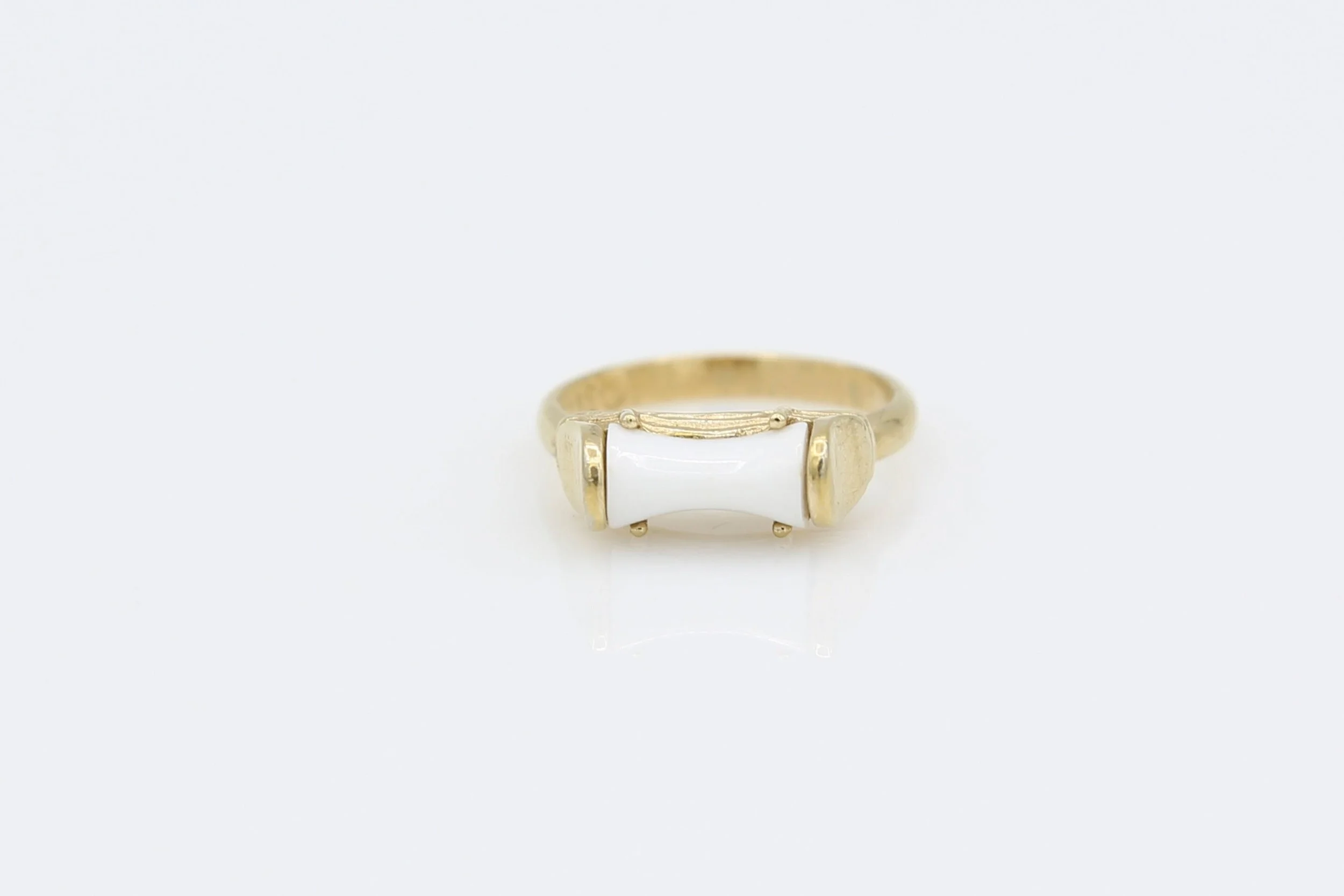 1977 SARAH COVENTRY SPRING FEVER RING