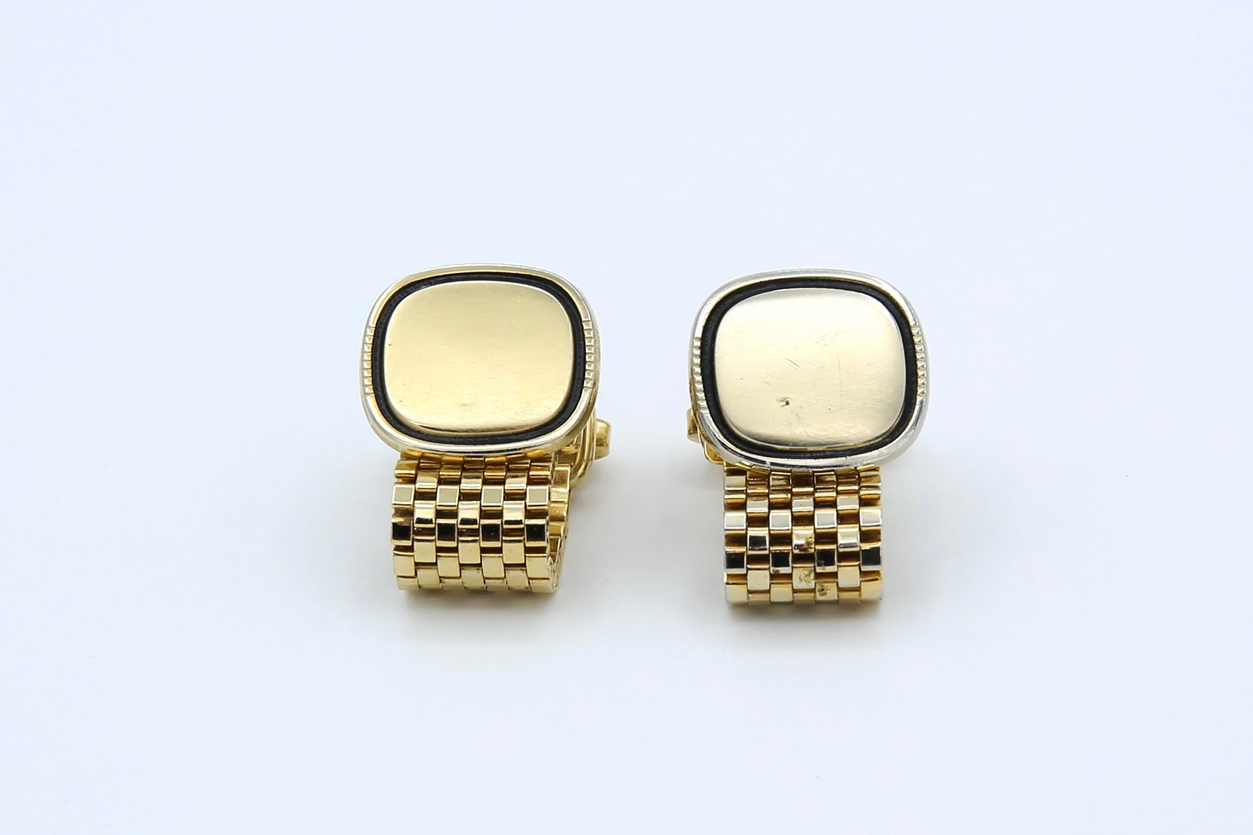 1971 SARAH COVENTRY KENTUCKY DERBY CUFF LINKS