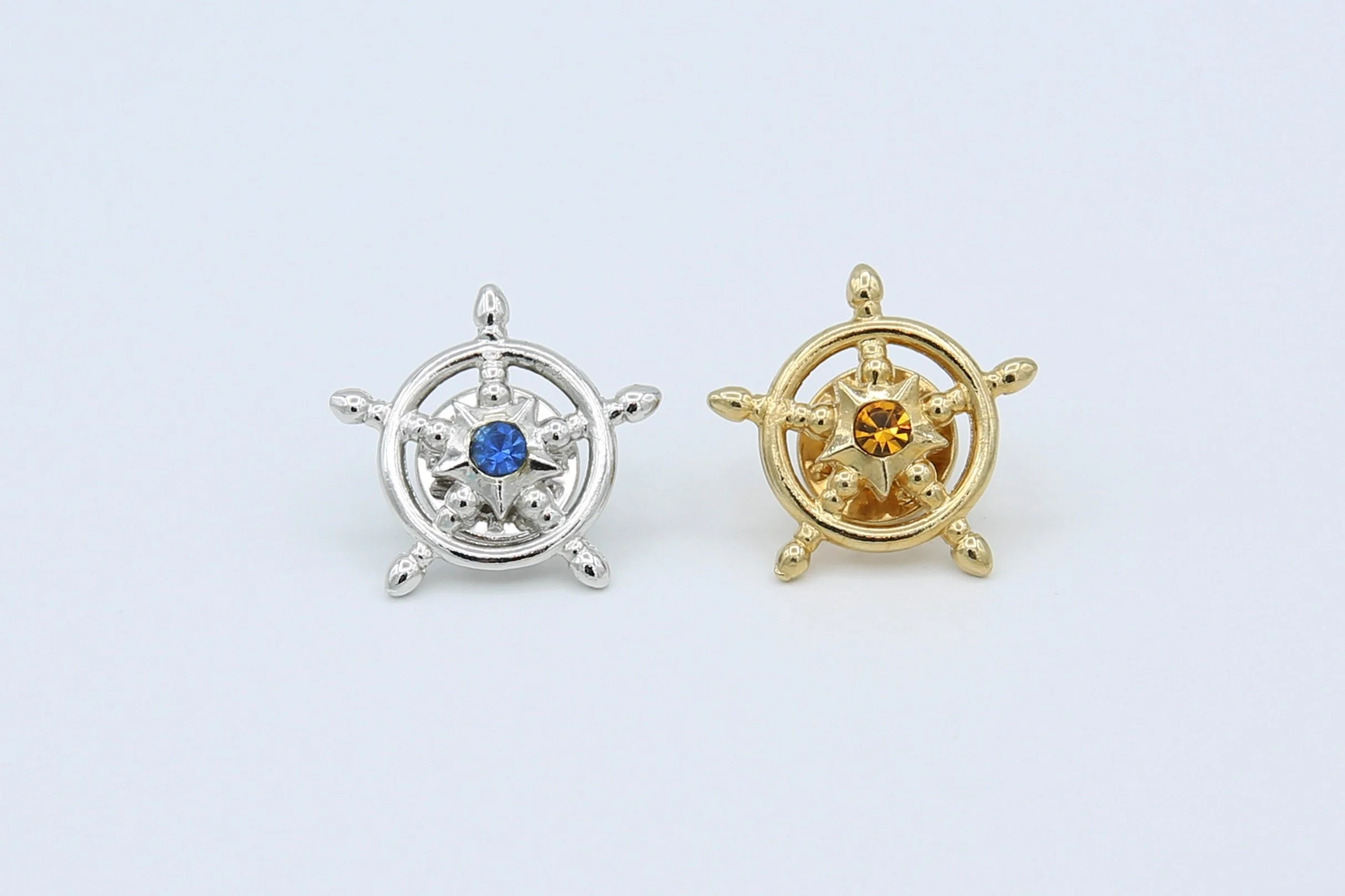 VINTAGE SARAH COVENTRY SHIP'S WHEEL BROOCH