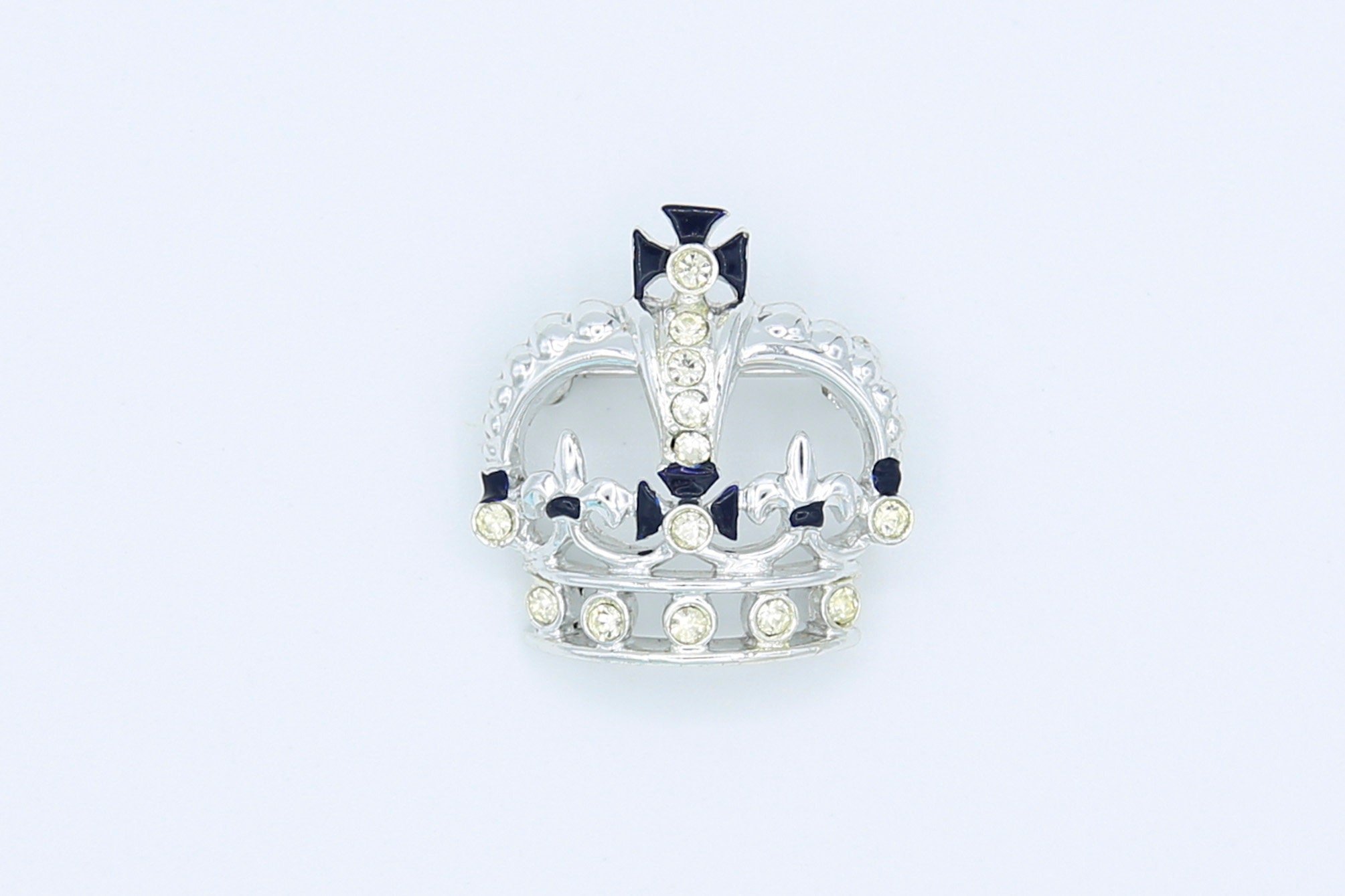 VINTAGE SARAH COVENTRY BLUE CROWN BROOCH