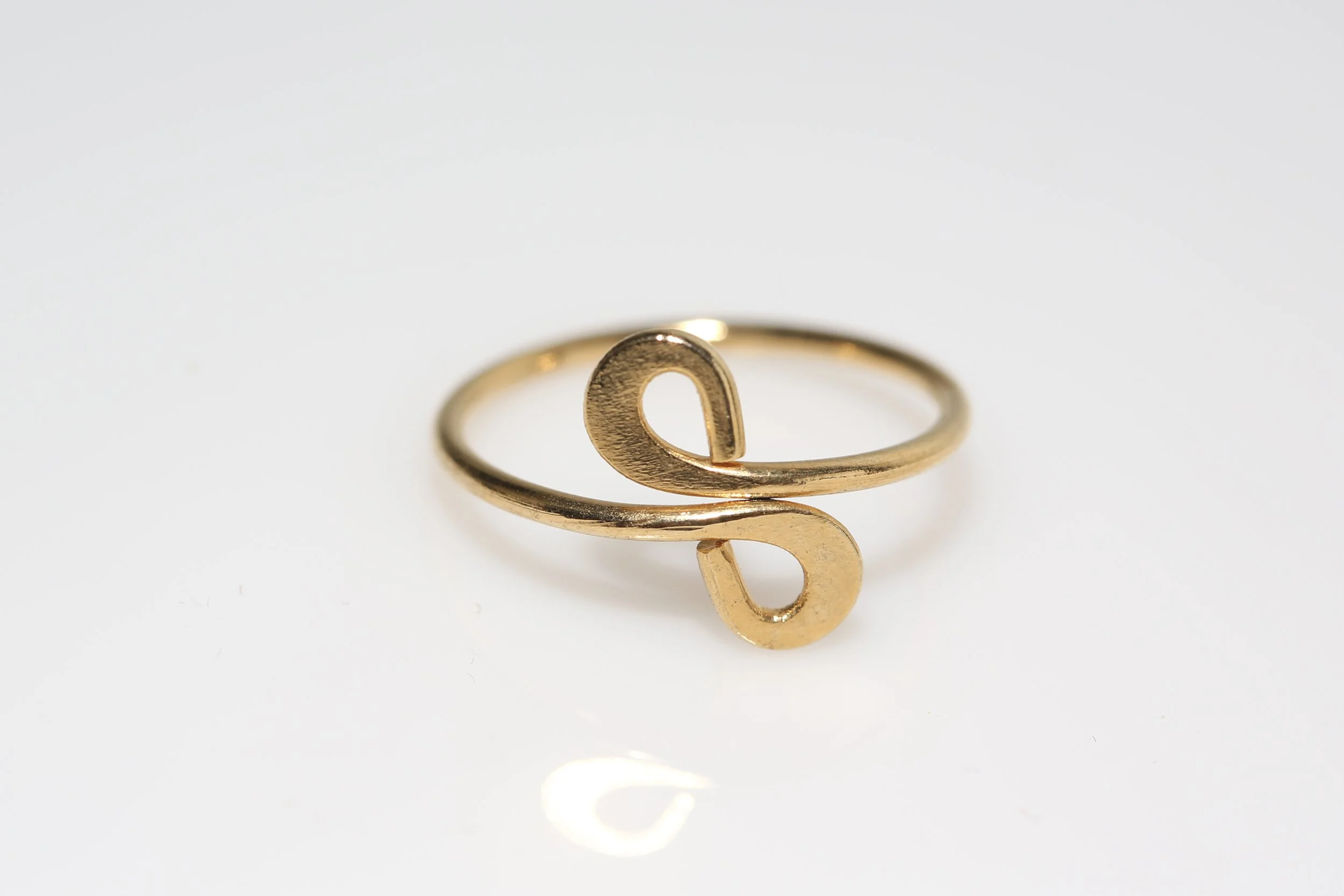 MODERNIST INFINITY RING