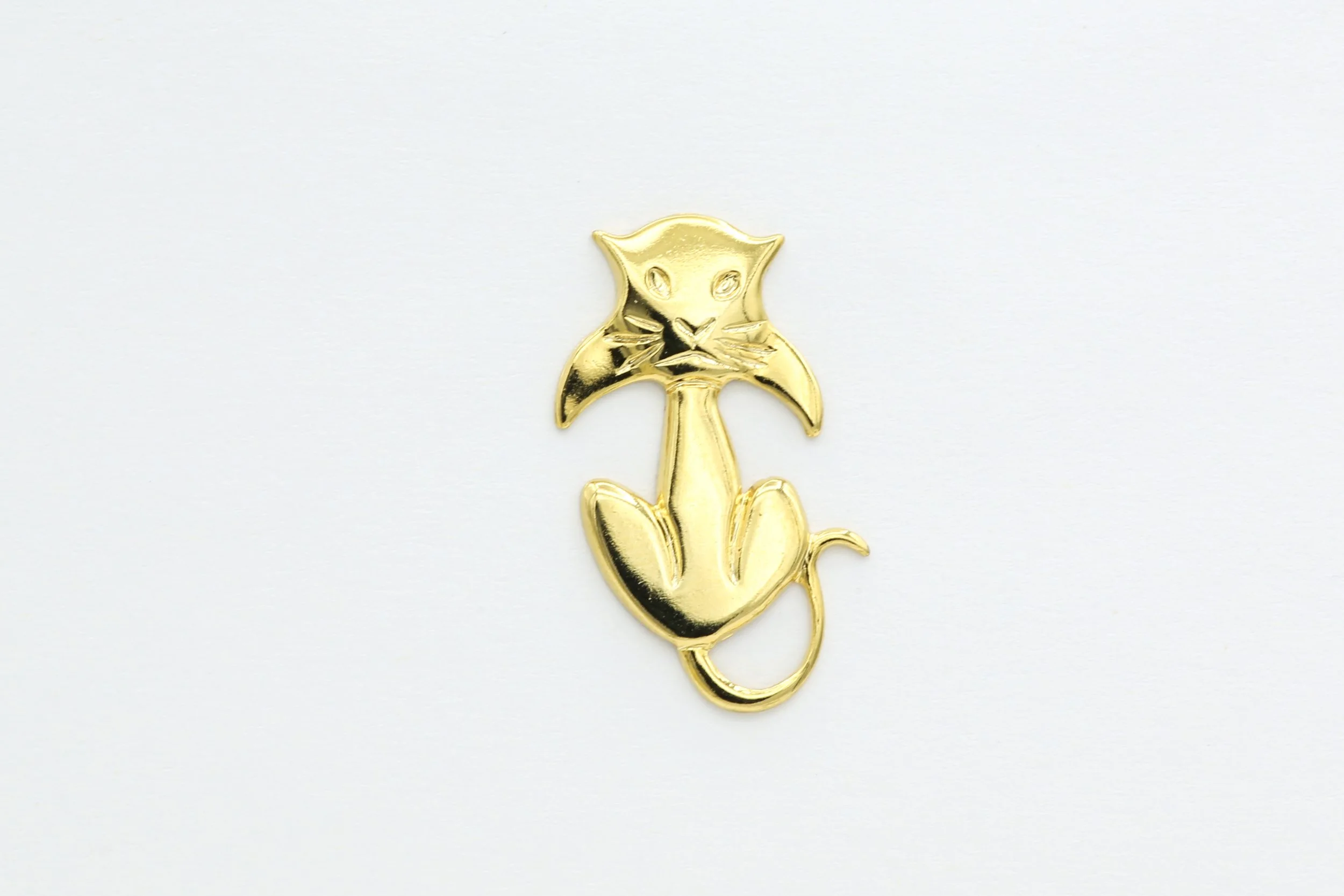 VINTAGE MOD SAD CAT PIN