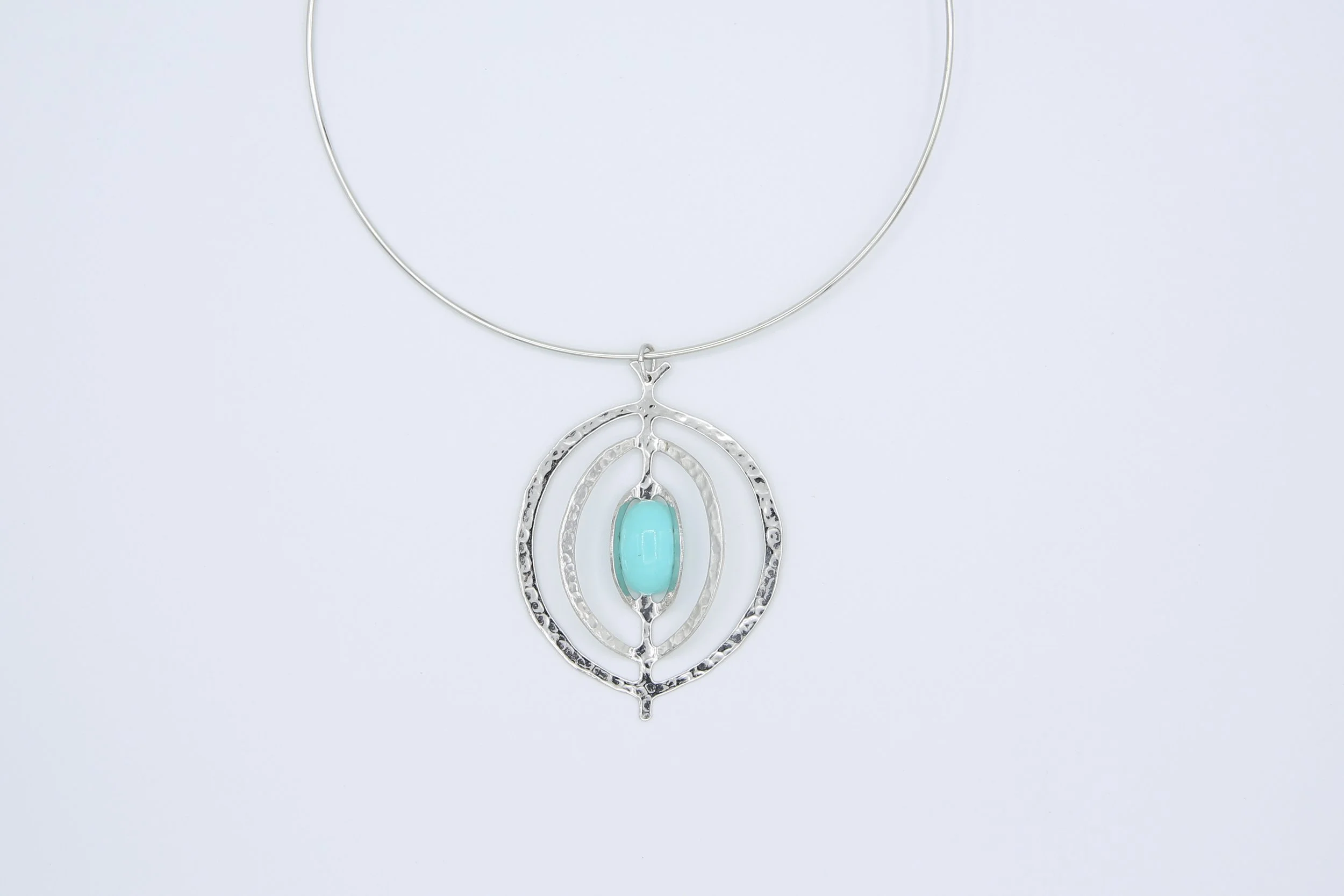 1976 SARAH COVENTRY SATURN NECKLACE