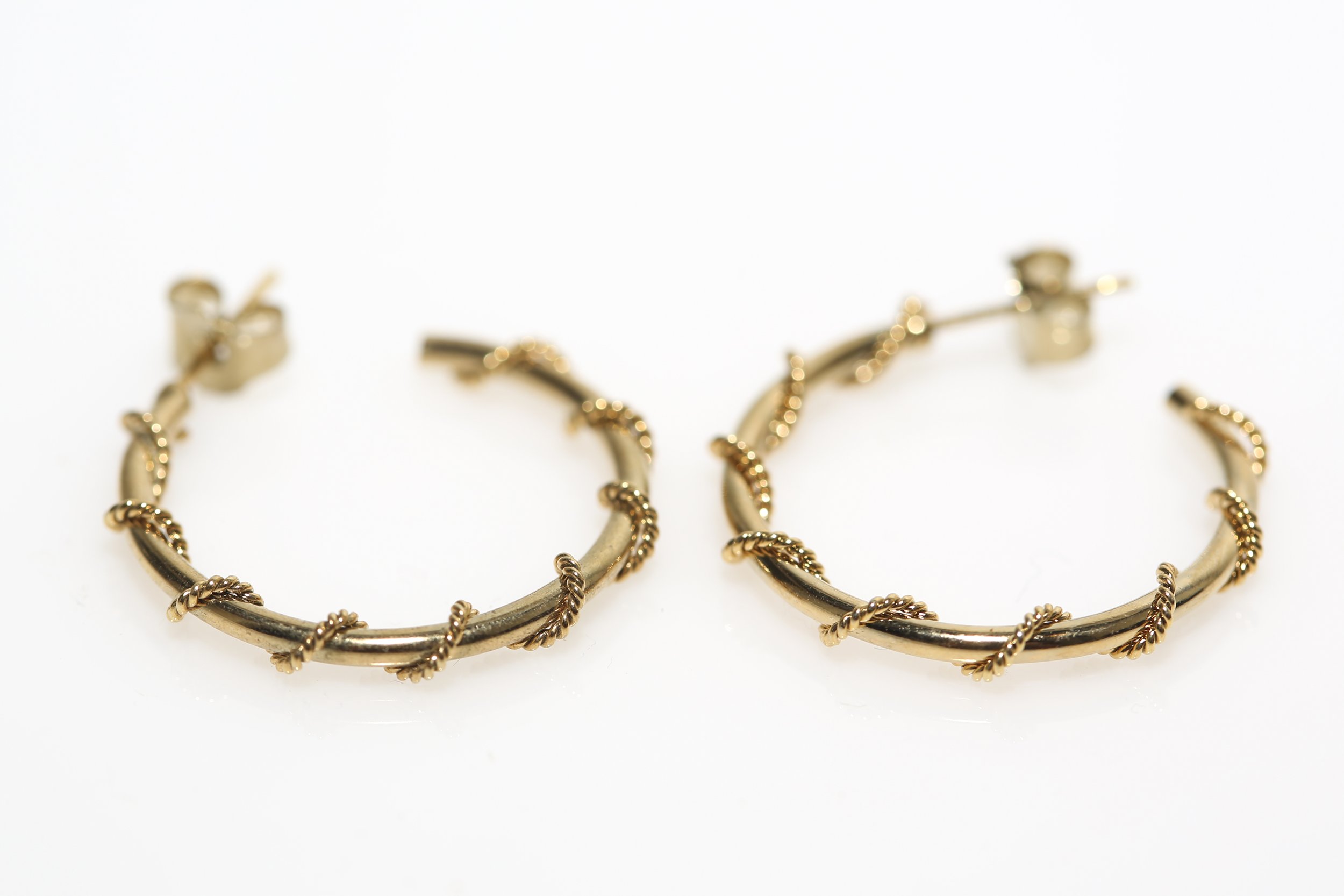 CORD-WRAPPED HOOPS
