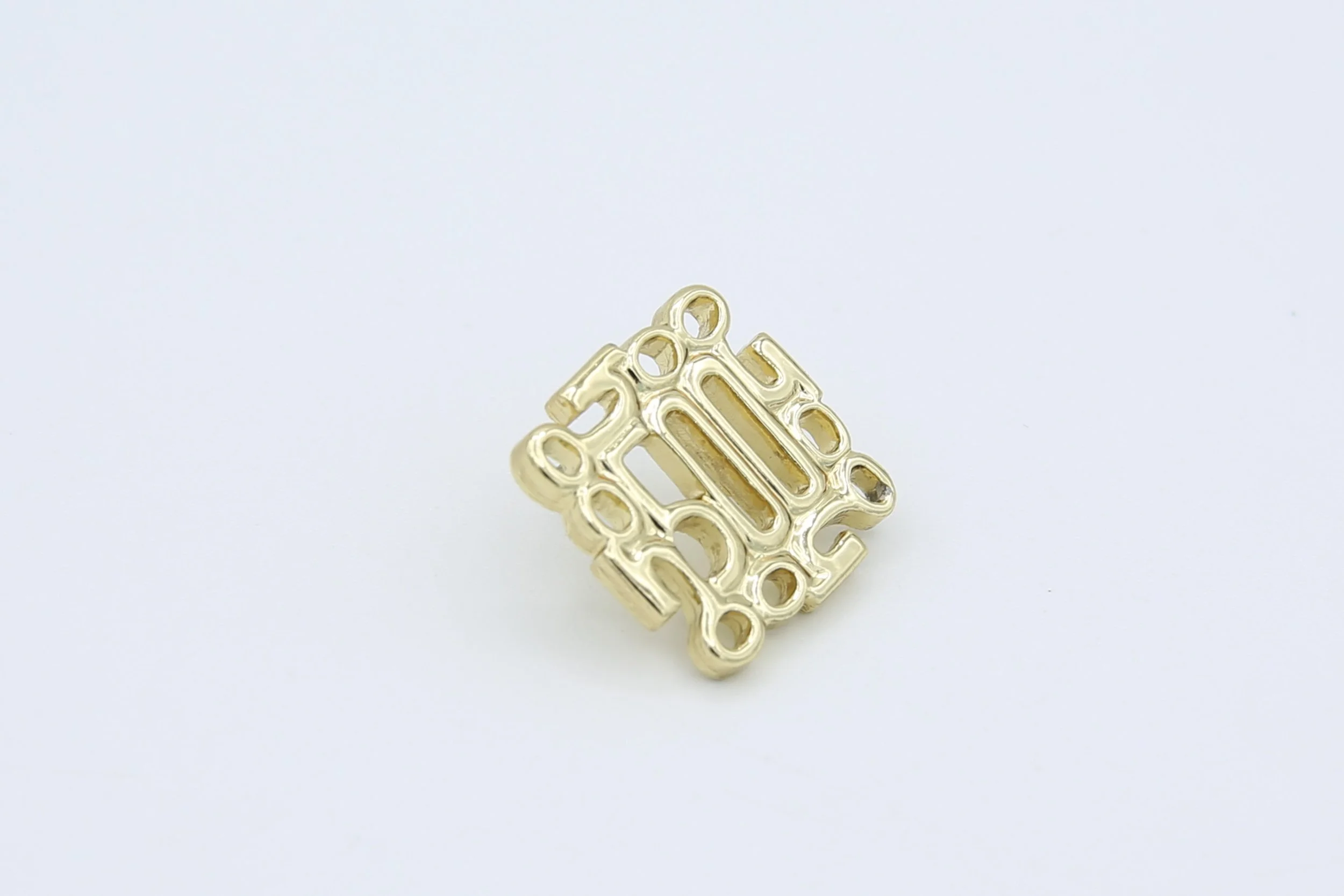 SARAH COVENTRY 500 DOLLAR PIN