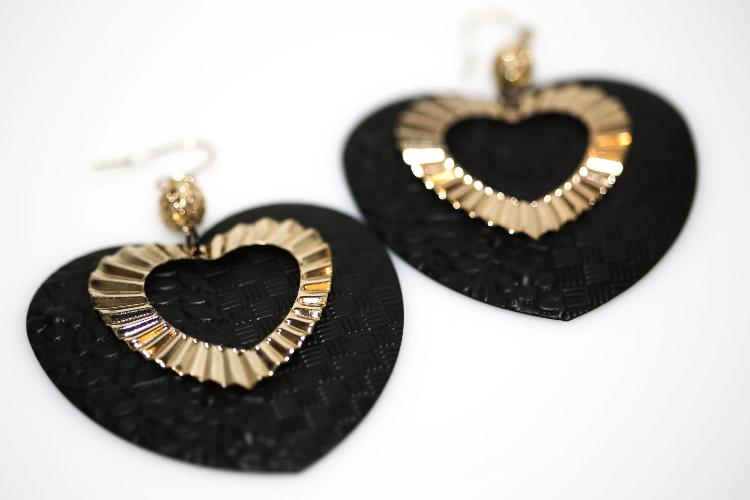 LARGE 80s HEART DANGLES
