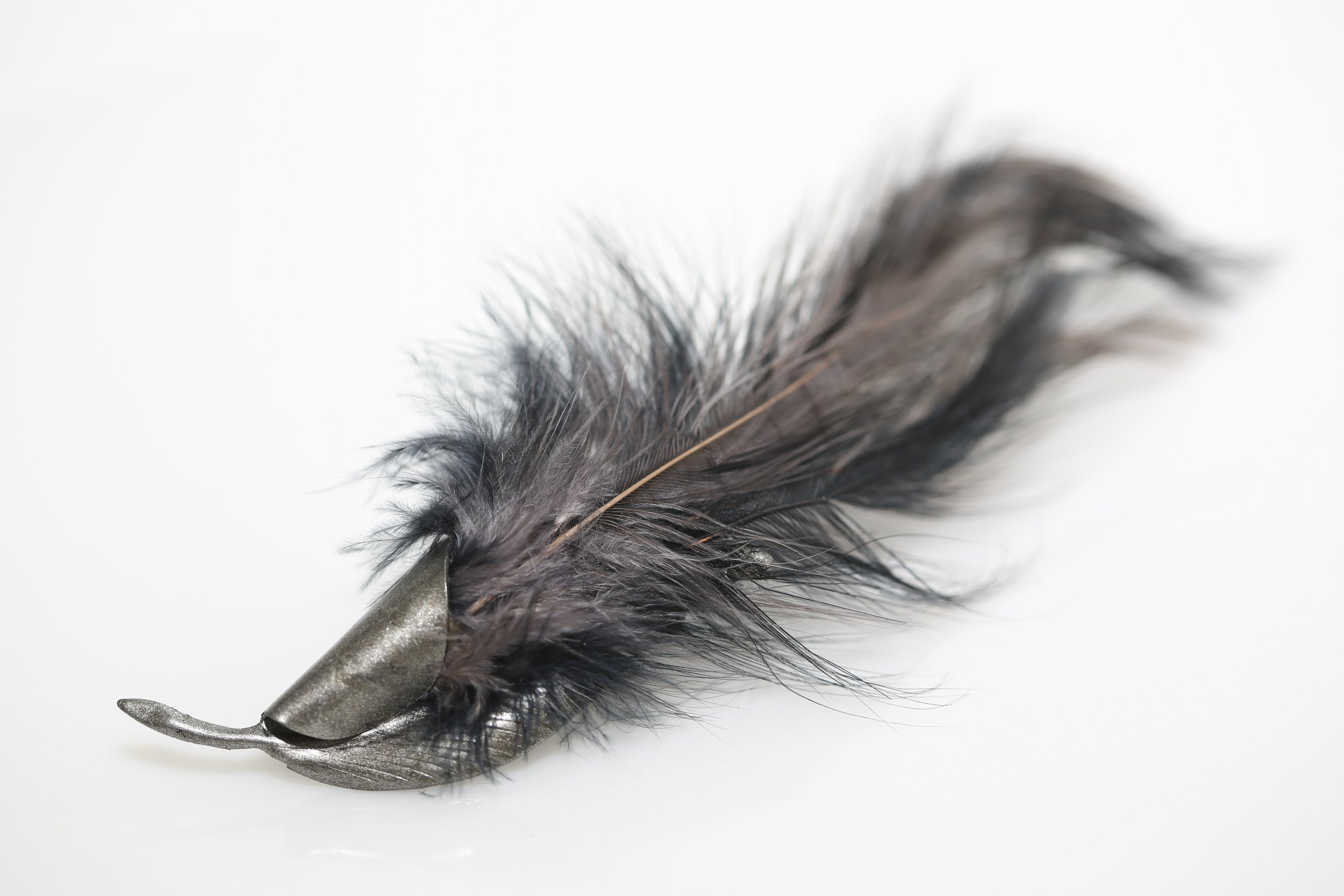 GENUINE FEATHER BROOCH