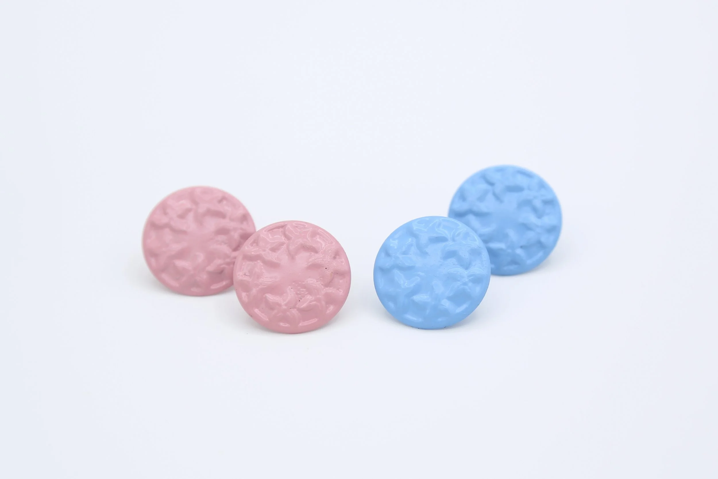 PINK OR BLUE CIRCLE STUDS