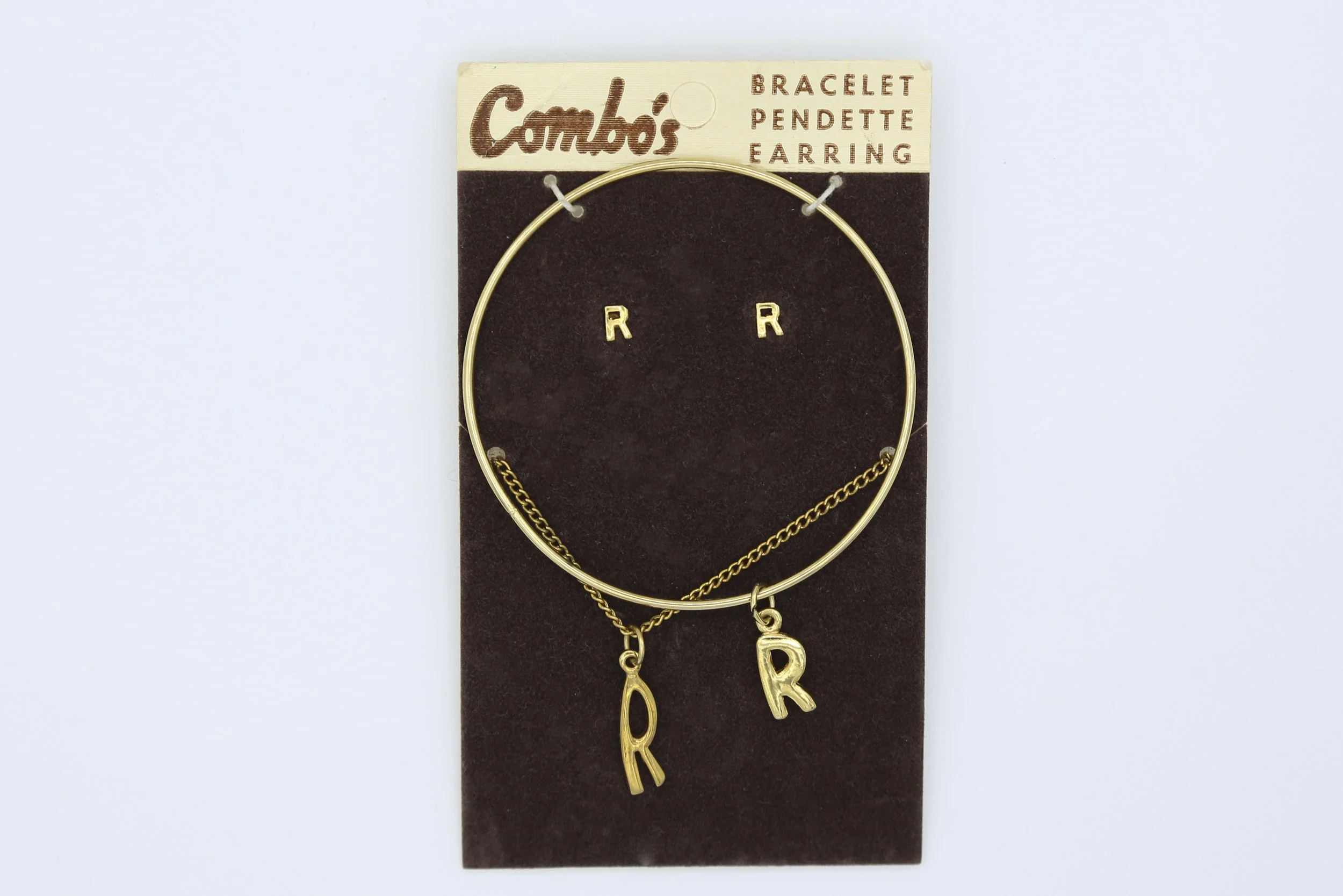 COMBO'S INITIAL SET
