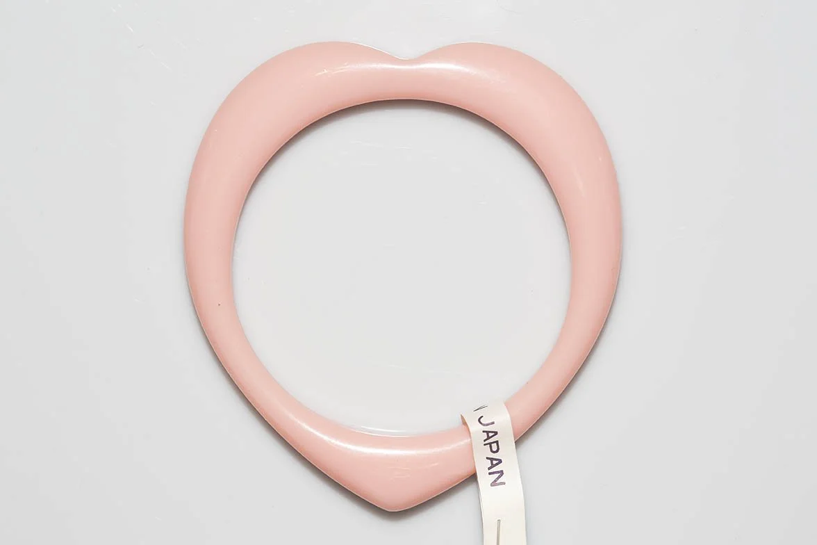 PINK HEART BANGLE