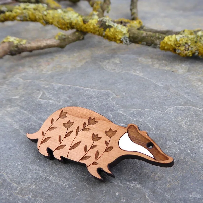 fat_badger_brooch_grande.jpg