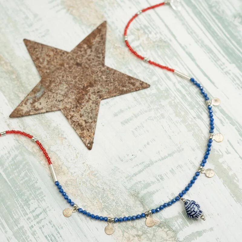 Shark_Alley_Beautiful_Isle_Necklace_Es_Portixol_a_grande.jpg