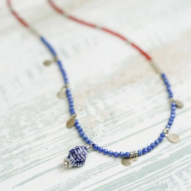 Shark_Alley_Beautiful_Isle_Necklace_Es_Portixol_i_grande.jpg