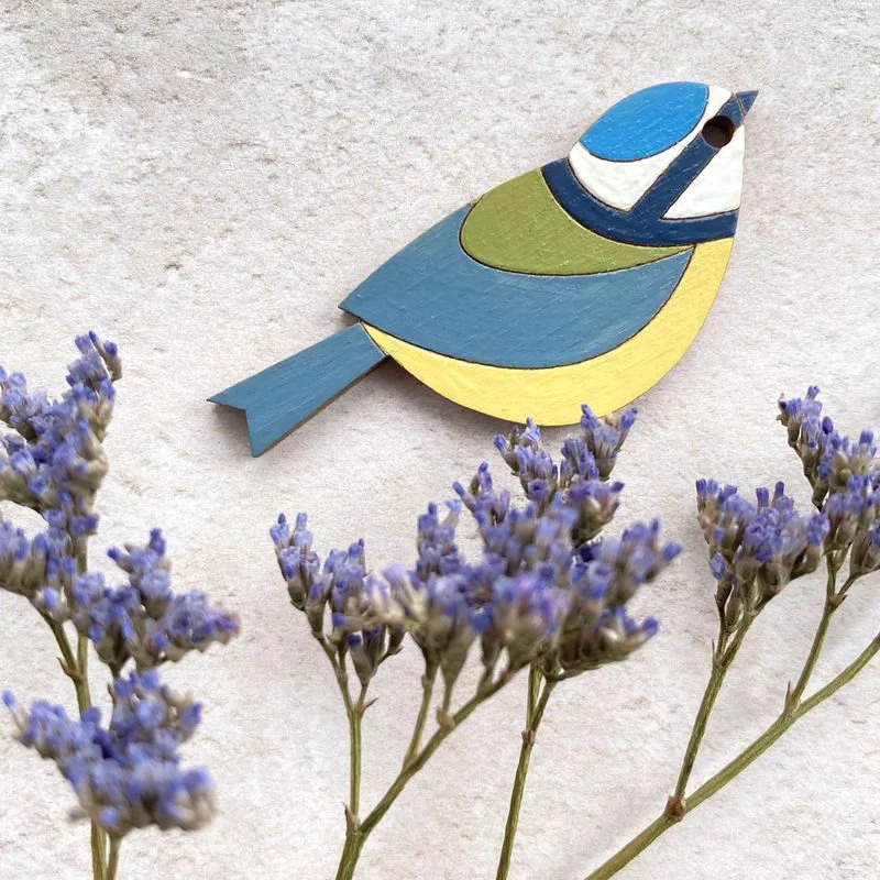 Shark_Alley_Hand_Painted_Blue_Tit_Bird_Brooch_copy_grande.jpg