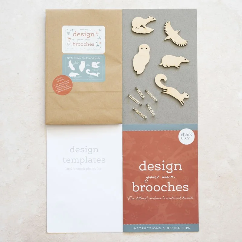 Shark_Alley_Design_Your_Own_Brooch_Kits_e_grande.jpg