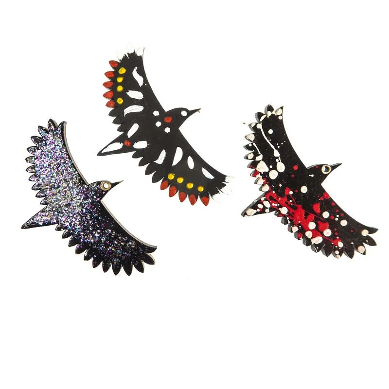 Shark_Alley_Design_Your_Own_Brooch_Down_To_The_Woods_f_grande.jpg