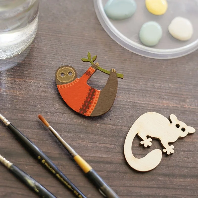 Jungle_Brooch_Kit_Lifestyle_grande.jpg