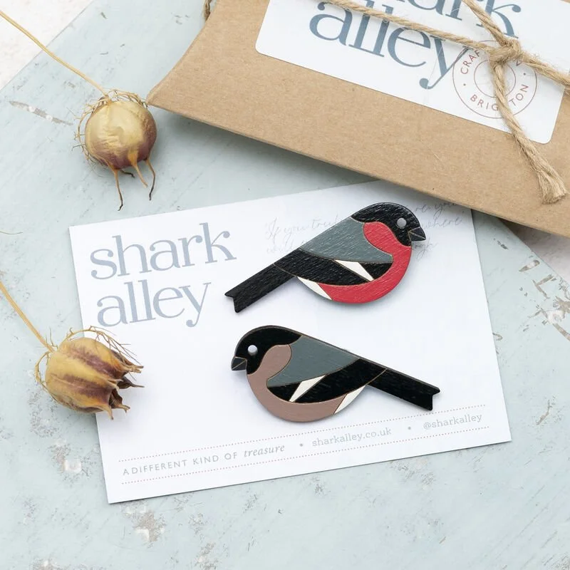 Shark_Alley_Hand_Painted_Bullfinch_Brooches_grande.jpg
