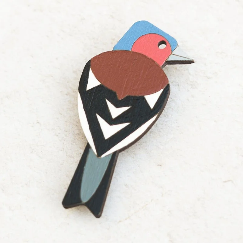 Shark_Alley_Chaffinch_Brooch_5_grande.jpg
