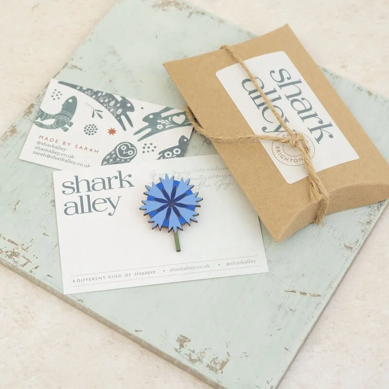 Shark_Alley_Cornflower_Brooch_4_grande.jpg