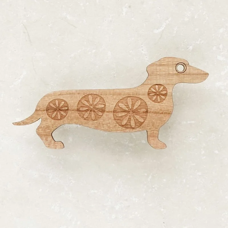 Shark_Alley_Dachshund_Brooch_grande.jpg