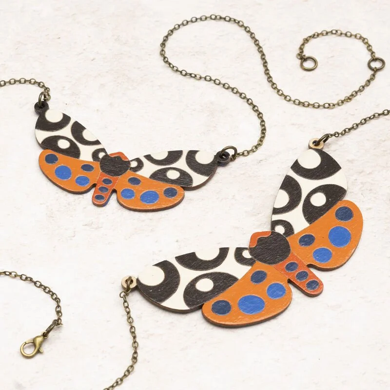 Shark_Alley_Garden_Tiger_Moth_Necklace_Small_And_Large_3_grande.jpg