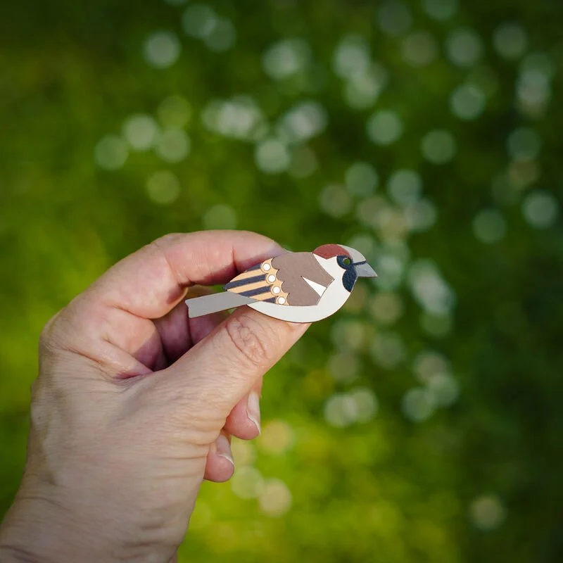 Shark_Alley_House_Sparrow_Brooch_4_grande.jpg