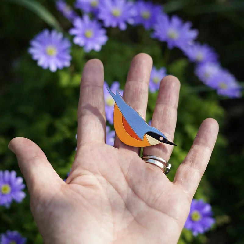 Shark_Alley_Nuthatch_Brooch_grande.jpg