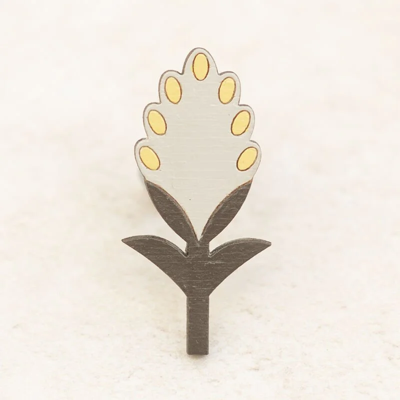 Shark_Alley_Pussy_Willow_Brooch_3_grande.jpg