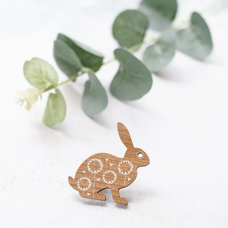 Shark_Alley_Rabbt_Brooch_grande.jpg