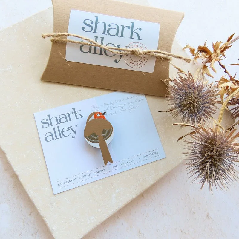 Shark_Alley_Wooden_Painted_Robin_Brooch_a_grande.jpg
