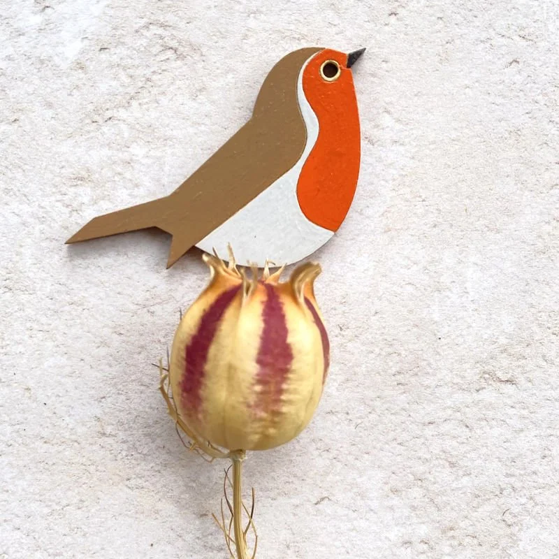 Shark_Alley_Robin_Bird_Brooch_grande.jpg