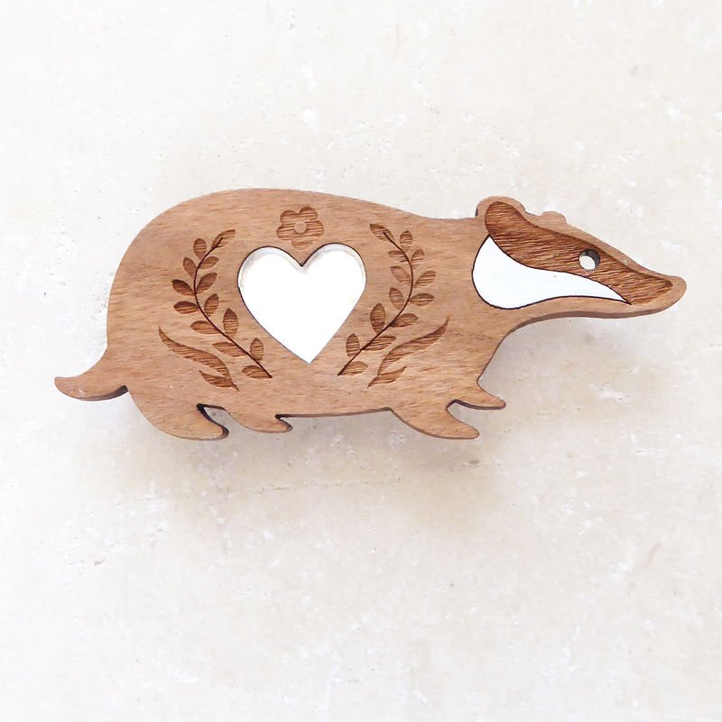Shark_Alley_Silver_Heart_Badger_Brooch_grande.jpg