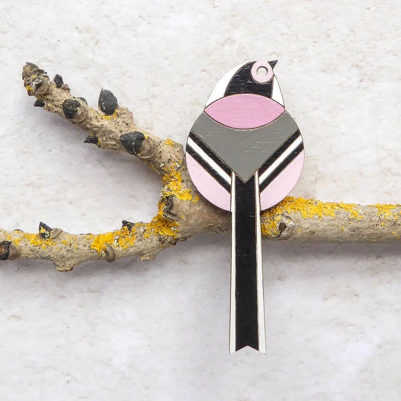 Shark_Alley_Long_Tailed_Tit_Brooch_grande.jpg