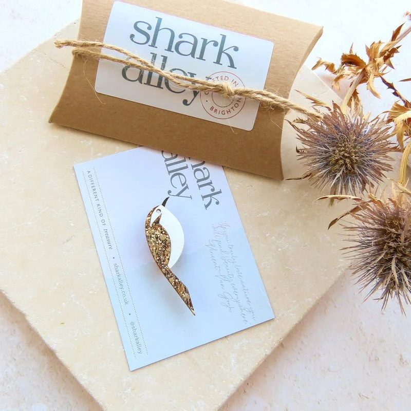 Shark_Alley_Hand_Painted_Treecreeper_Brooch_a_grande.jpg