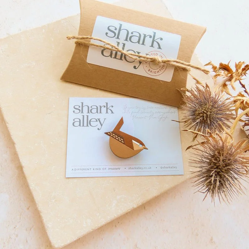 Shark_Alley_Hand_Painted_Wren_Brooch_c_grande.jpg